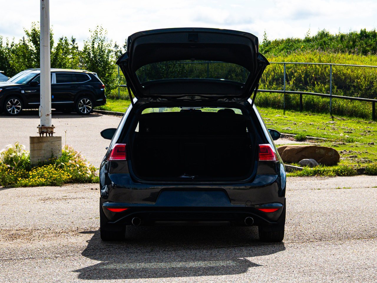 2015 Volkswagen Golf GTI 3dr HB Man gray Sherwood Park - photo #14