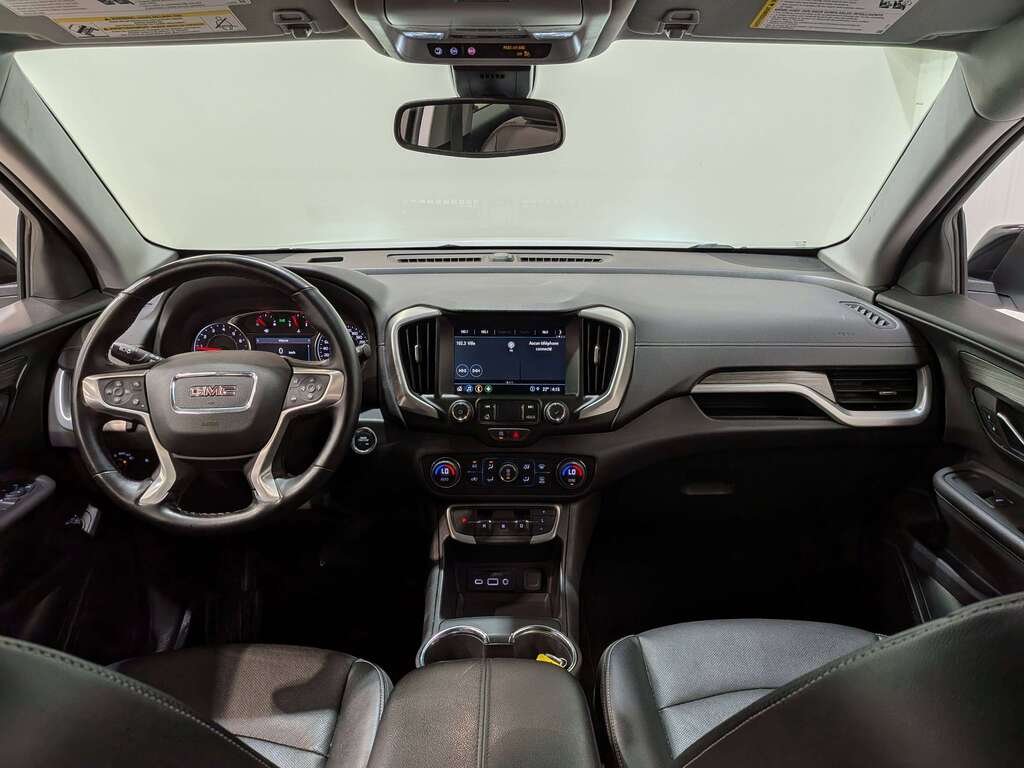 GMC Terrain 2023 Blanc Val-David - photo #12