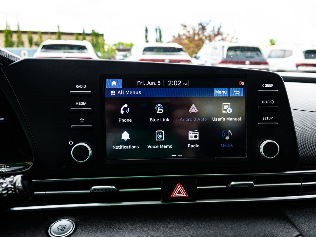 2022 Hyundai Elantra Preferred IVT White Sherwood Park - photo #23