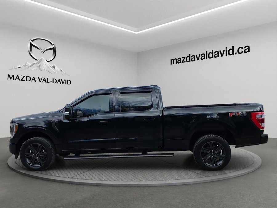 Ford F-150 LARIAT cabine SuperCrew 4RM caisse de 5,5 pi 2023 Noir