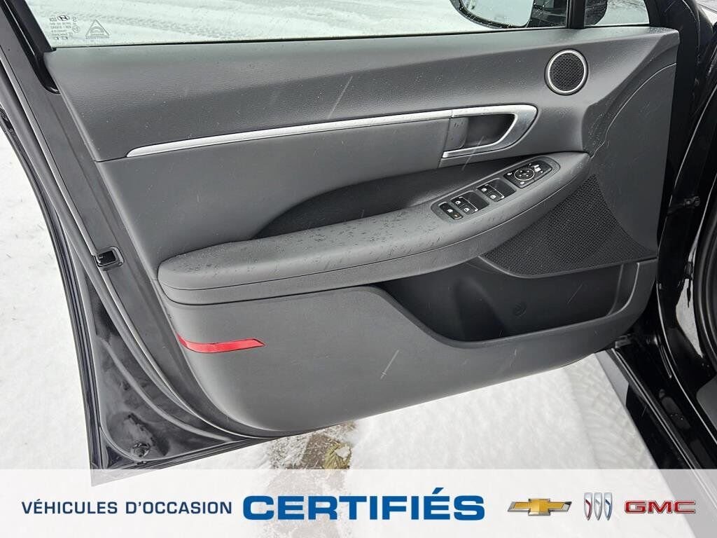 2021 Hyundai Sonata VIN 5NPEJ4J20MH089314 Black Baie-Comeau - photo #10