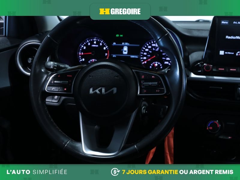 Kia Forte 821509 | LX AUTO AC GR ELEC CAM RECULE BLUETOOTH 2022 Noir Laval - photo #17