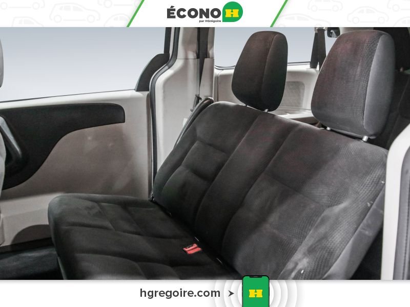 2019 Dodge GR Caravan White Laval - photo #16
