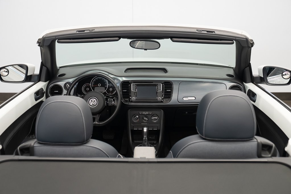 2016 Volkswagen Beetle Denim Edition White Kirkland - photo #14