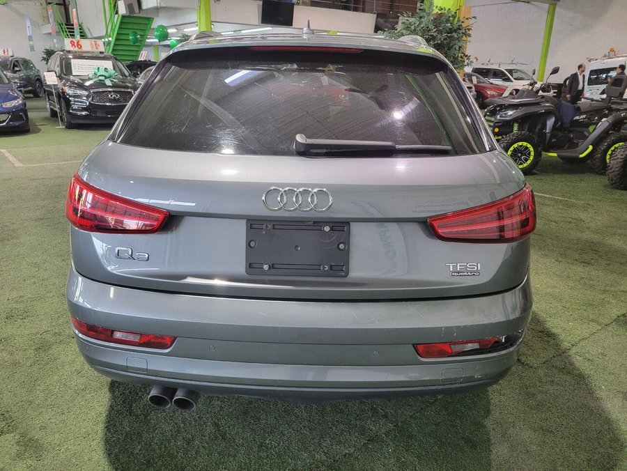 Audi Q3 2018 2018 Gris