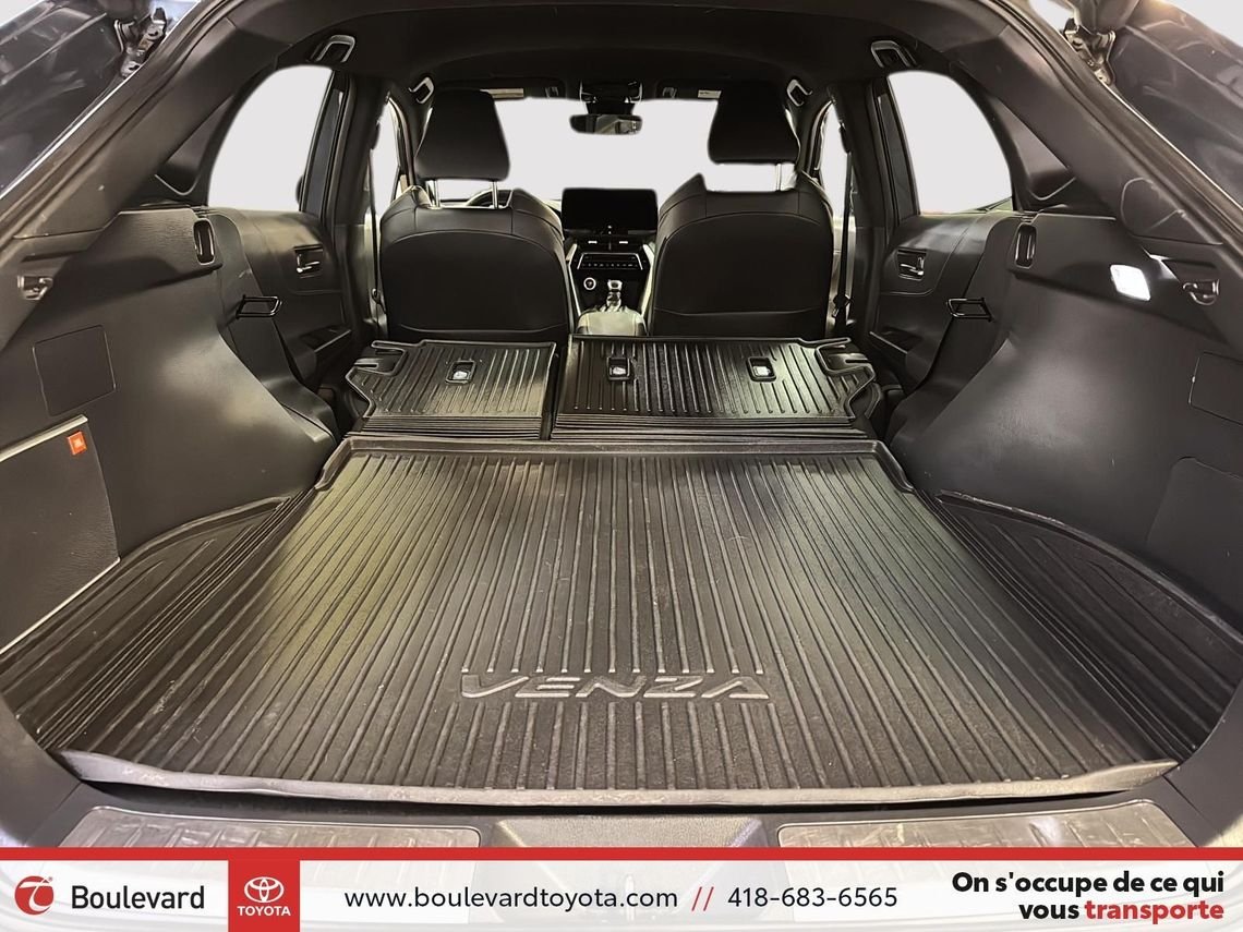 Toyota Venza 98389A-95 | XLE, AWD 2024 Gris côtier métallisé Québec - photo #23