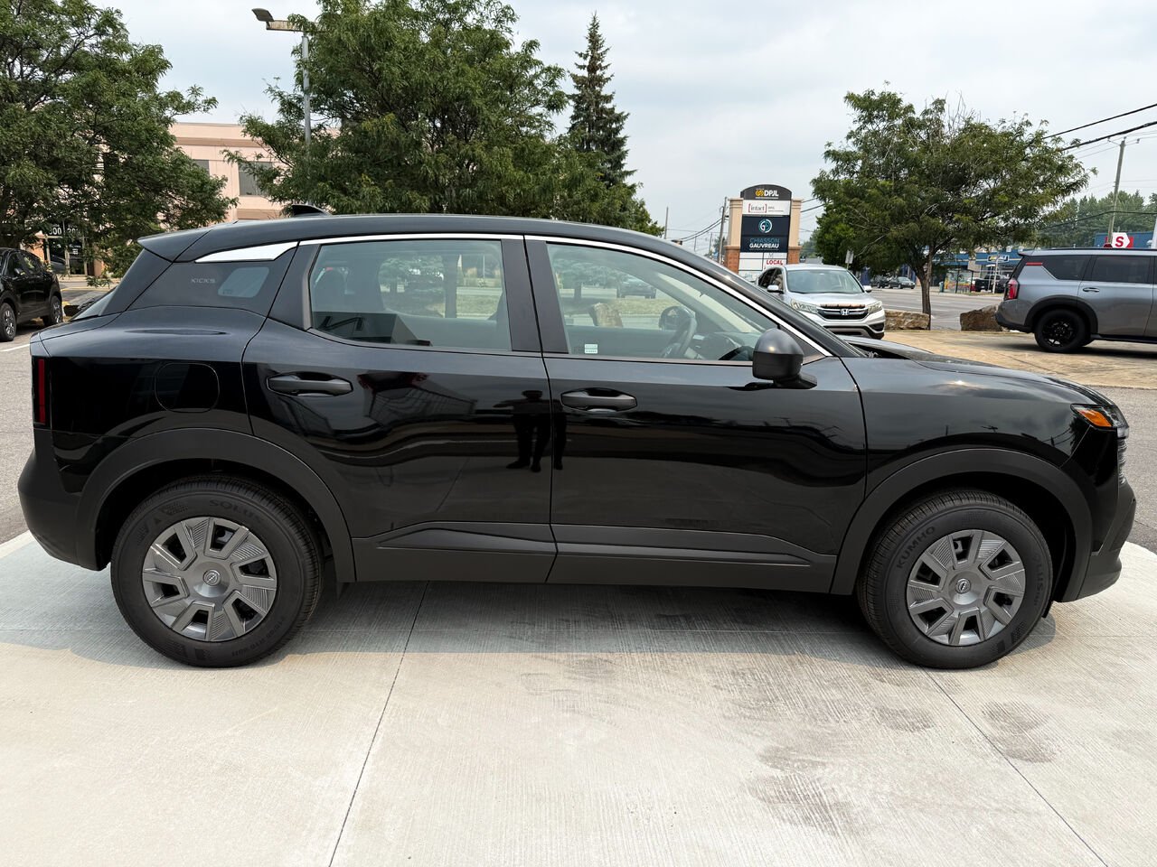 Nissan Kicks KICKS S AWD 2025 Super noir Châteauguay - photo #4