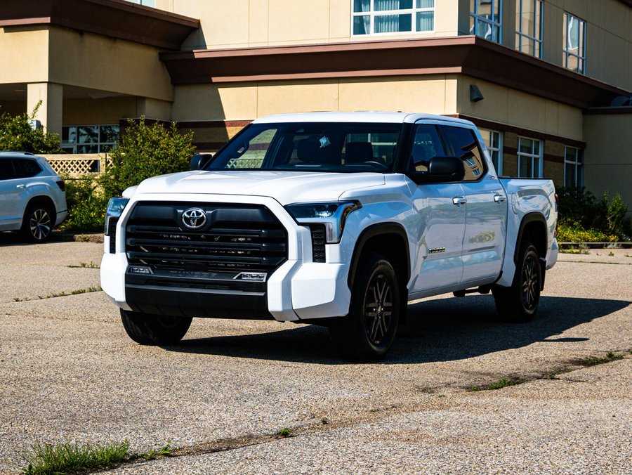 2025 Toyota Tundra 2025 White