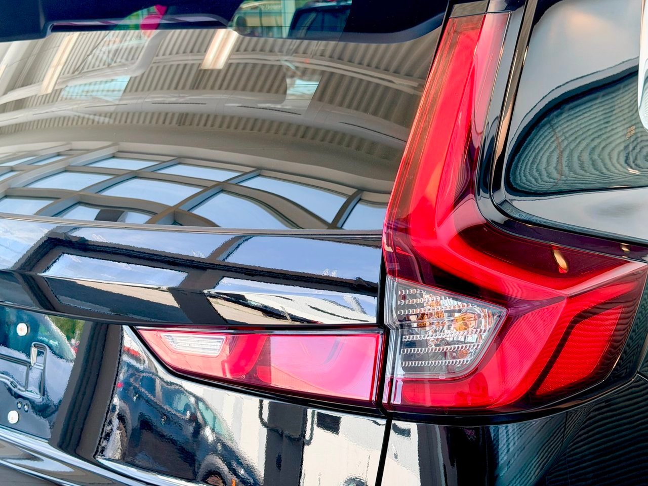 Honda CR-V 2023 Noir Notre-Dame-des-Prairies - photo #10