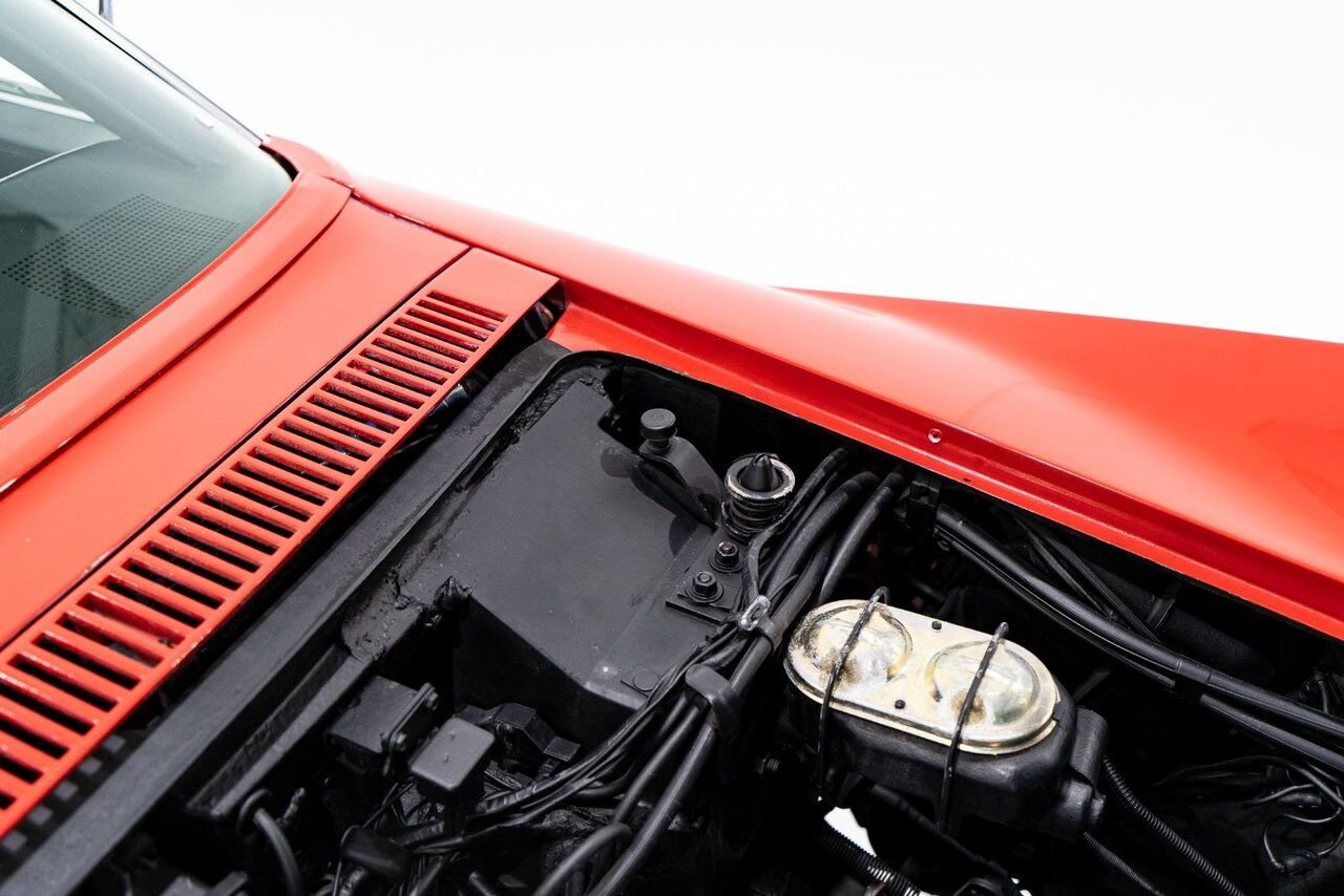 Chevrolet Corvette *PRIX EN USD* Matching# LT1 350/330HP 1971 Rouge Montréal - photo #18