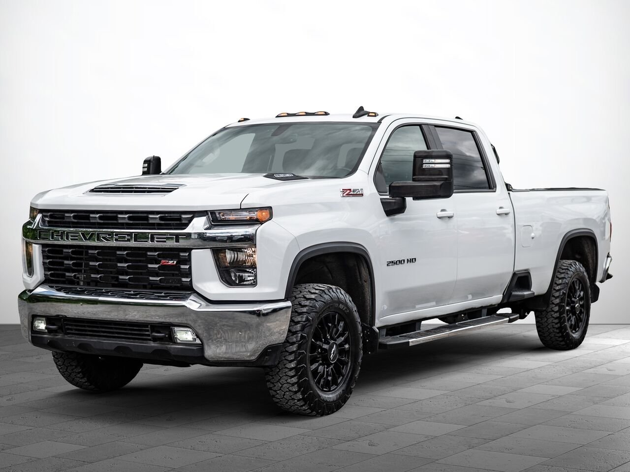 2022 Chevrolet Silverado 2500HD White Sainte-Julienne - photo #0