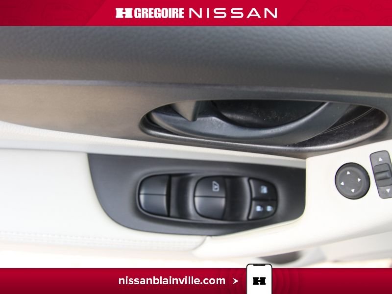 Nissan Qashqai 2022 Bleu Laval - photo #21