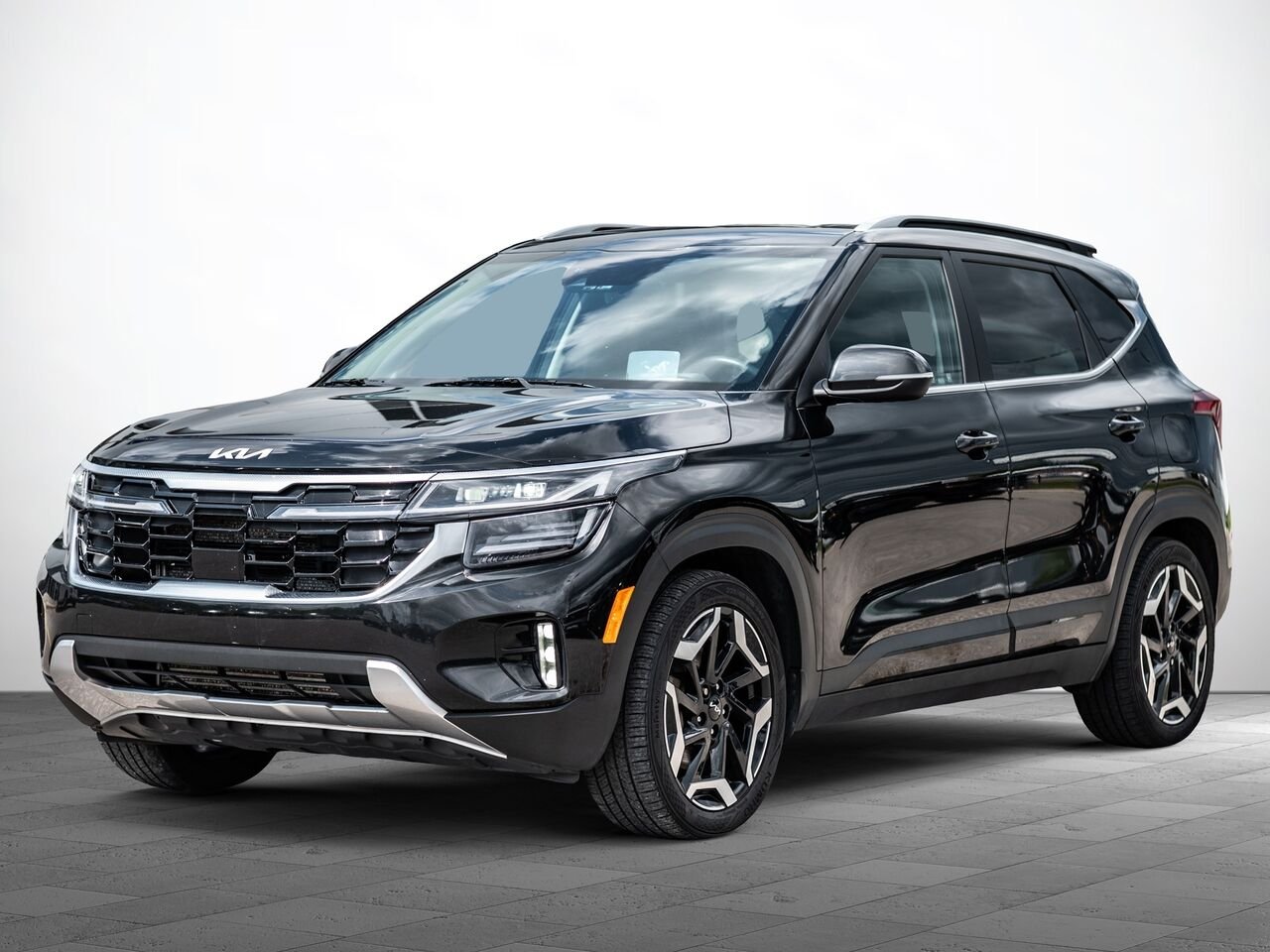 Kia Seltos 2024 Noir Sainte-Julienne - photo #0