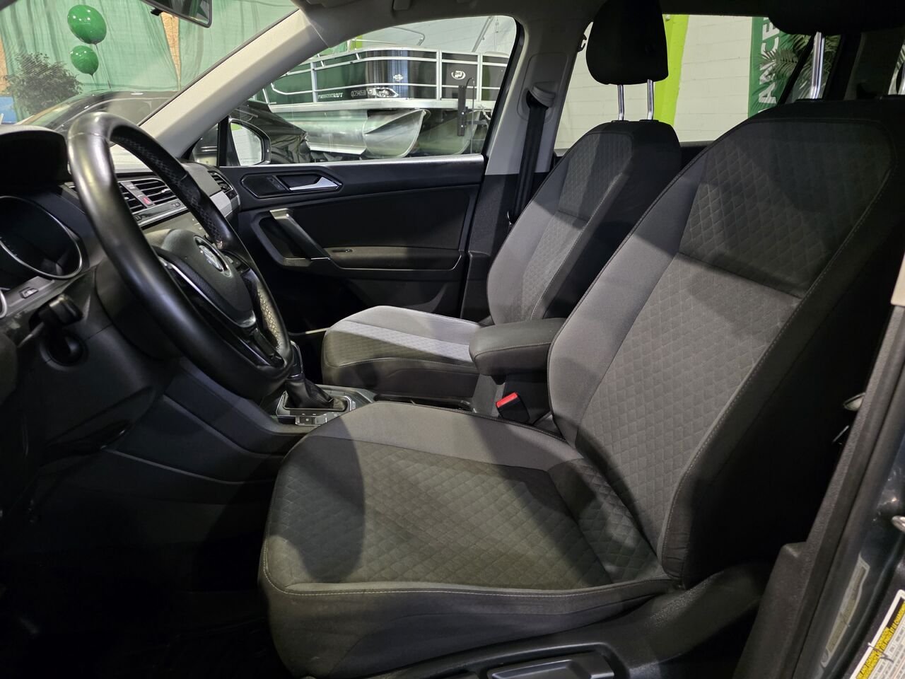 Volkswagen Tiguan 2018 Gris Longueuil, - photo #9