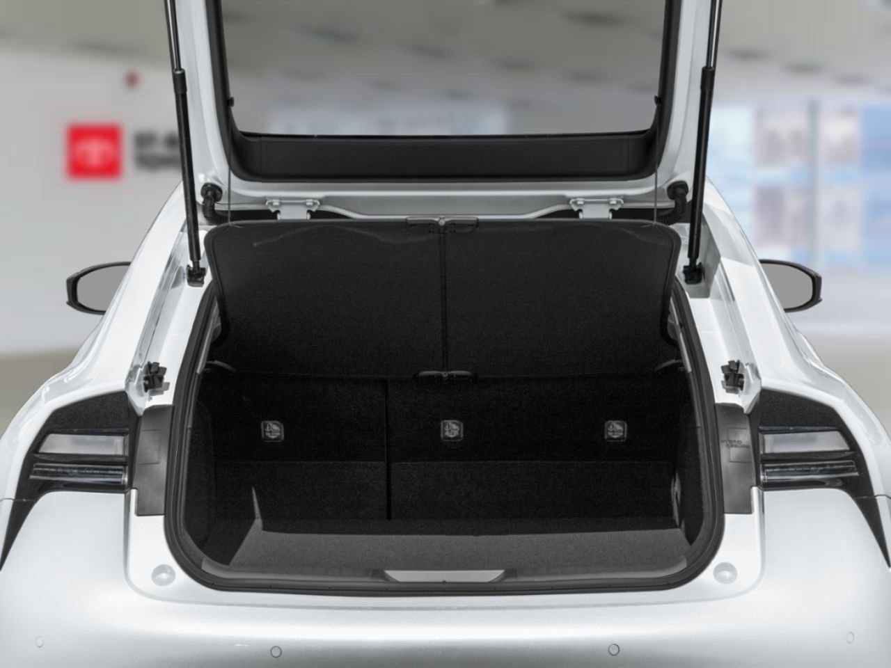 2027 TOYOTA Prius Plug-In Hybrid Cutting Edge Silver Saint-Basile-le-Grand - photo #7