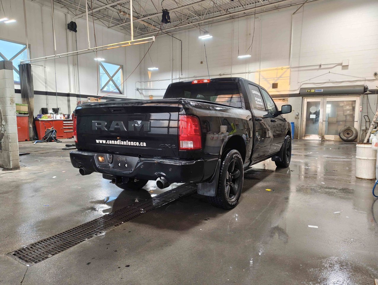 2023 Ram 1500 Classic Express 4x4 Crew Cab 5'7 Box Black Sherwood Park - photo #5