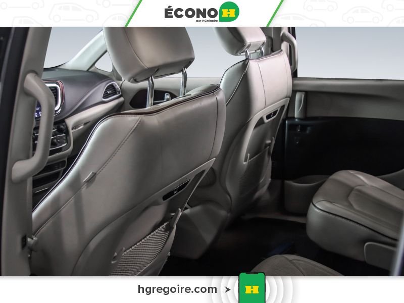 Chrysler Pacifica 2018 Argent Saint-Eustache - photo #19