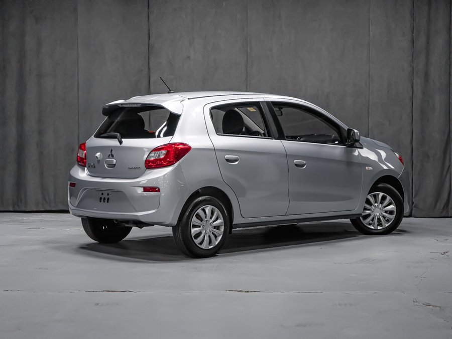 Mitsubishi Mirage ES 2018 Argent