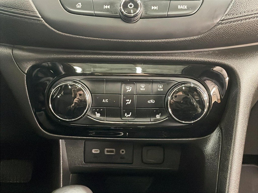 2020 Buick ENCORE GX Grey Amos - photo #17