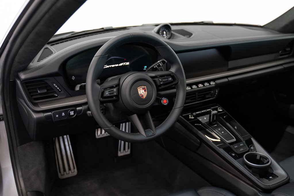 2026 Porsche 911 Carrera GTS Coupe \\ \\ NO LUXURY TAX Silver Kirkland - photo #17