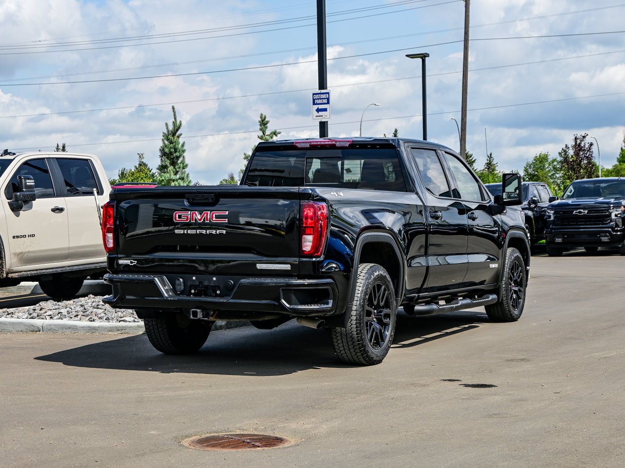 2023 GMC Sierra 1500 4WD Crew Cab 157 Elevation Black Sherwood Park - photo #12