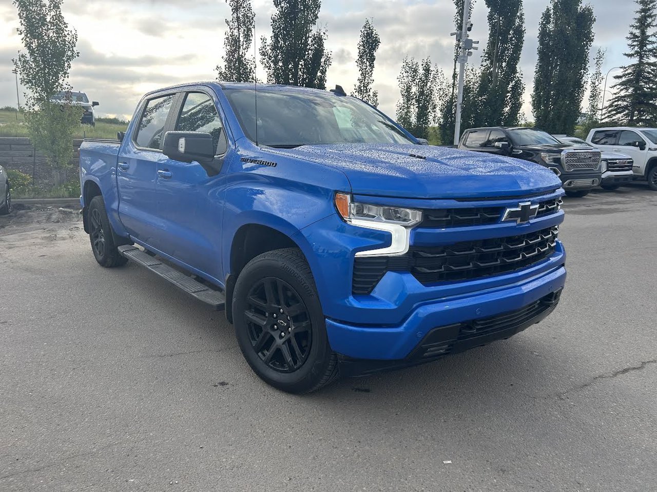 2026 Chevrolet Silverado 1500 4WD Crew Cab 147 RST Blue Sherwood Park - photo #1