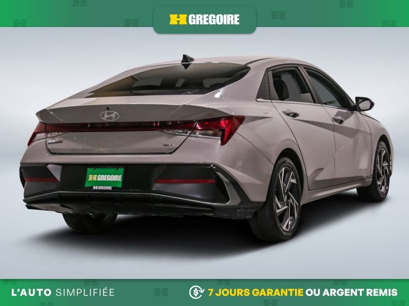 Hyundai Elantra 821992 | Luxury AUTO AC CUIR TOIT NAV MAGS CAM RECUL BLEUTO 2025 Argent Laval - photo #8