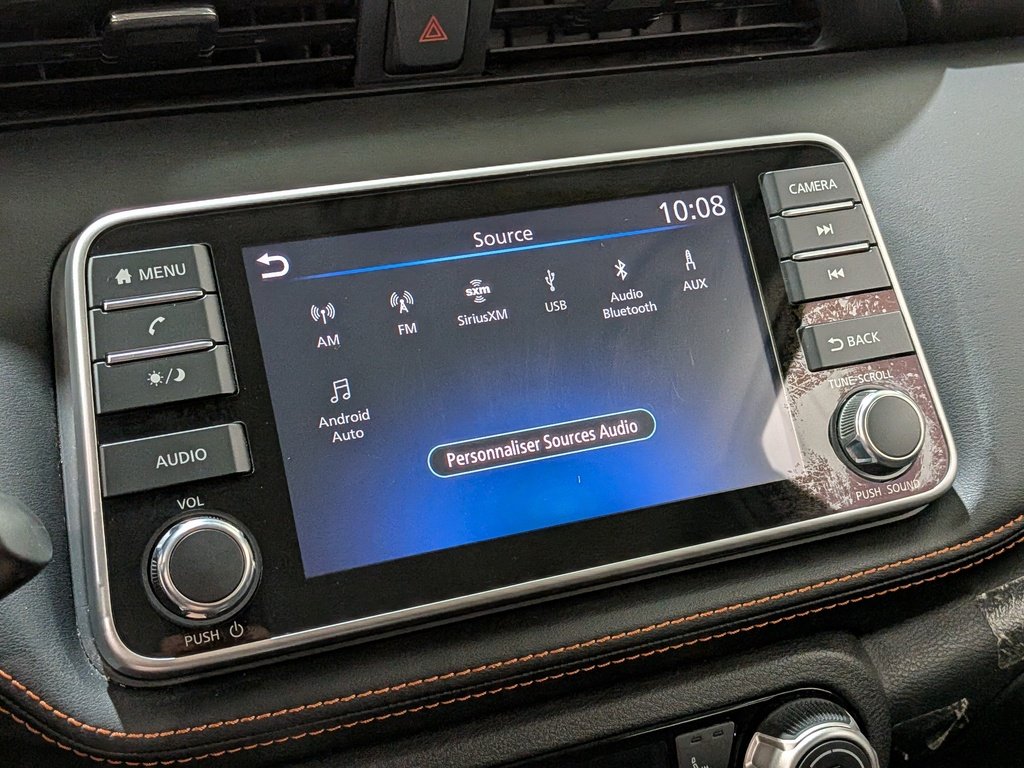 2020 Nissan Kicks SR FWD Red Val-David - photo #21
