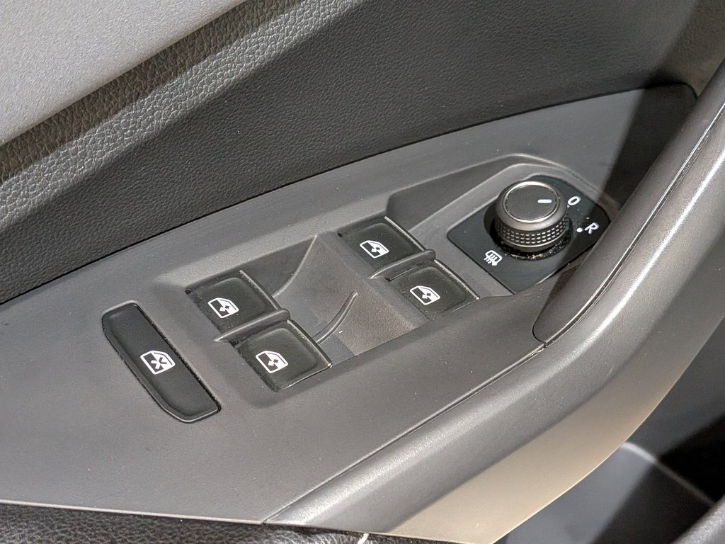 2025 Volkswagen Jetta Comfortline Auto Black Val-David - photo #33