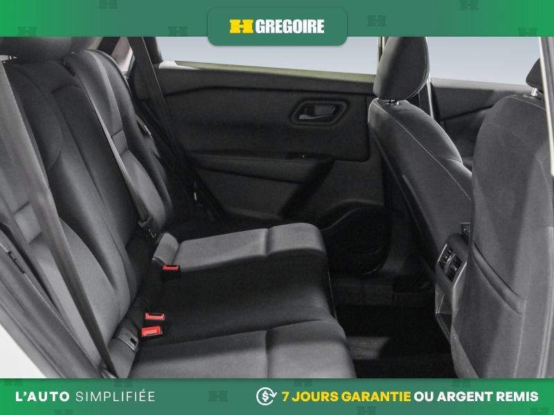 Nissan Rogue 2024 Blanc Laval - photo #28
