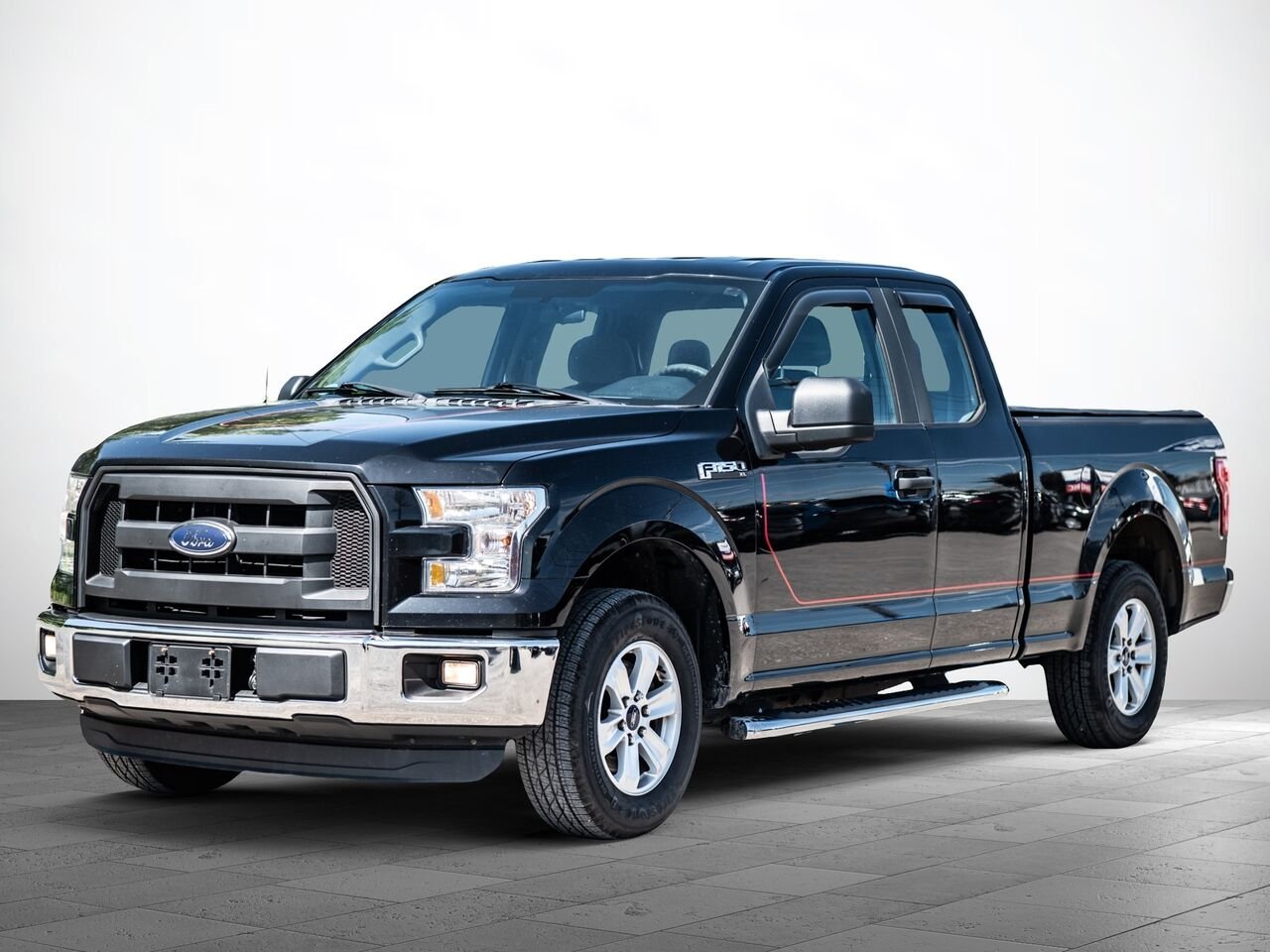 Ford F-150 2016 Blanc Sainte-Julienne - photo #0