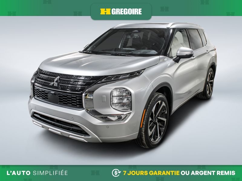 2023 Mitsubishi Outlander Silver Saint-Eustache - photo #2