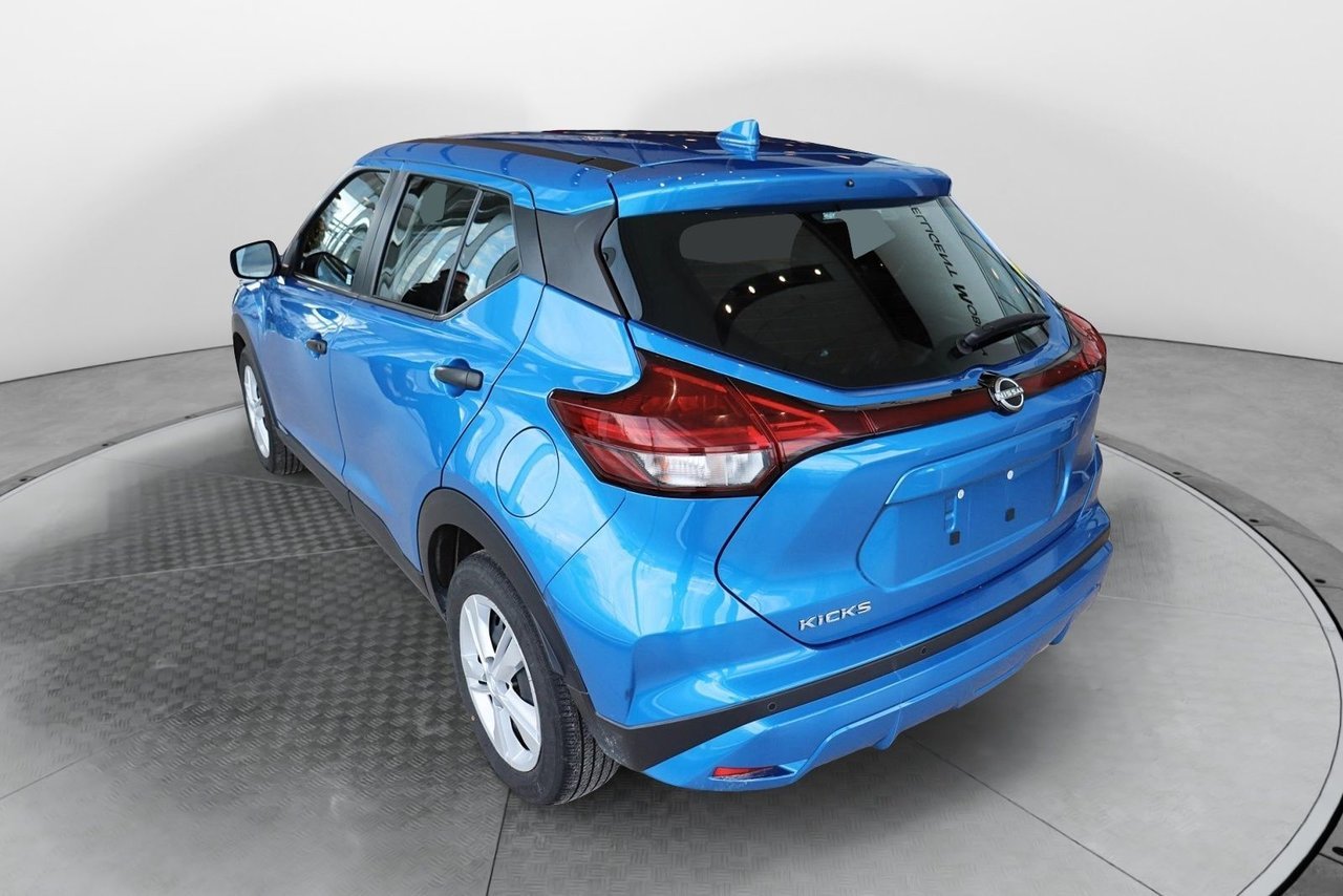2023 Nissan Kicks VIN 3N1CP5BV8PL541179 Blue Chicoutimi - photo #4