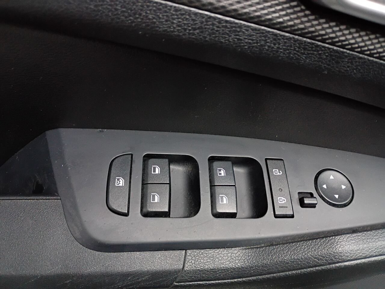 2023 Kia Sportage Blue Blainville - photo #17
