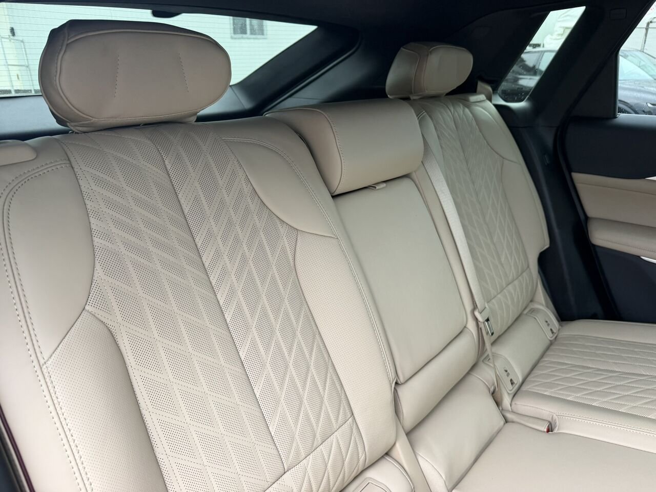 Cadillac LYRIQ SPORT AWD NIVEAU 3 NAPPA FINANCEMENTÀ PARTIR 0.99% 2024 Vert Laval - photo #17