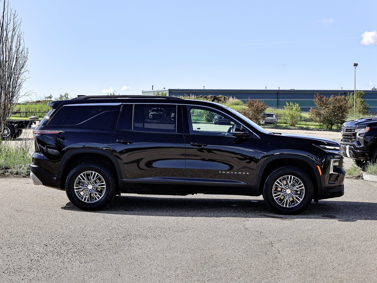 2026 Chevrolet Traverse AWD 4dr LT Black Sherwood Park - photo #13