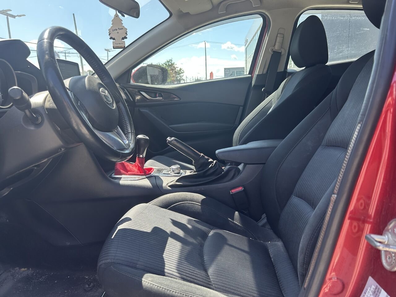 Mazda Mazda3 Berline 4 portes, boîte manuelle, GS 2016 Rouge Châteauguay - photo #13
