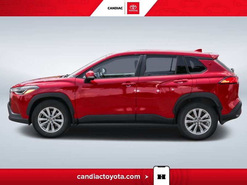 2022 Toyota Corolla Red Saint-Eustache - photo #4