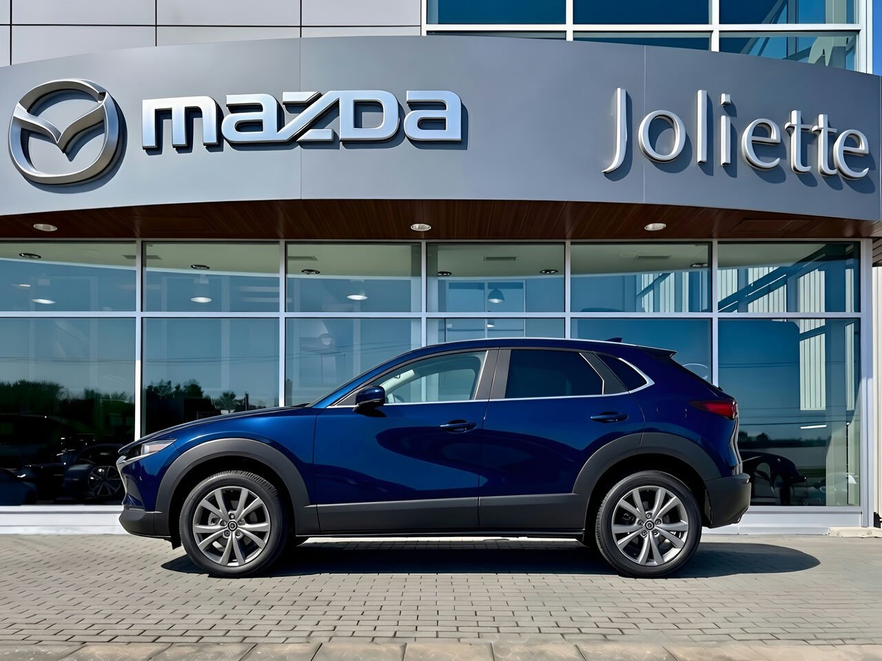 MAZDA CX-30 2026 Bleu cristal foncé mica Notre-Dame-des-Prairies - photo #1