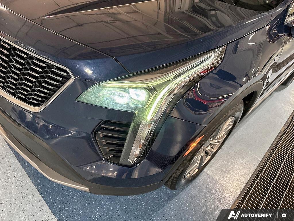 2021 Cadillac XT4 2601963A | AWD Premium Luxury Blue Edmonton - photo #7