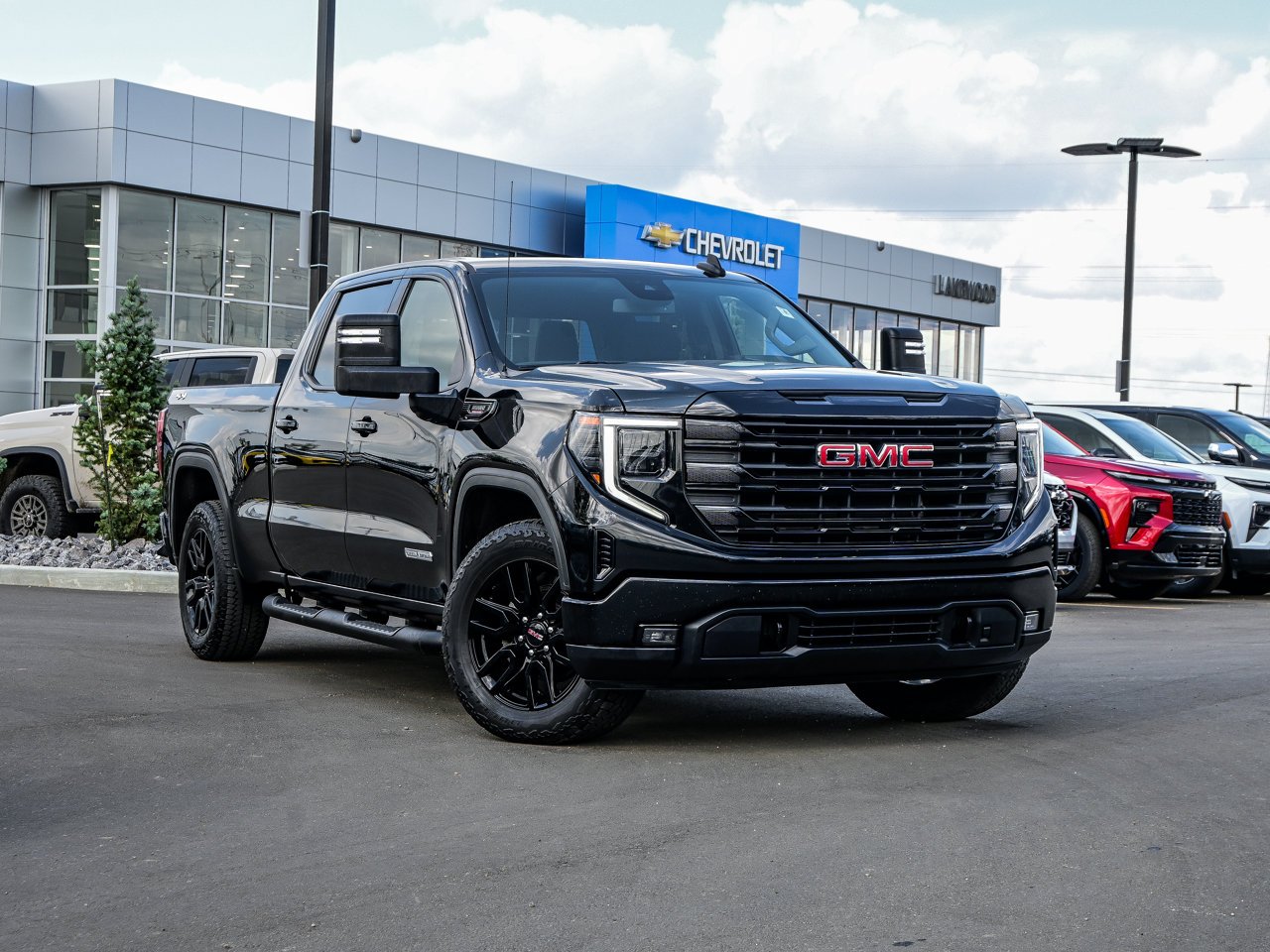 2023 GMC Sierra 1500 4WD Crew Cab 157 Elevation Black Sherwood Park - photo #1