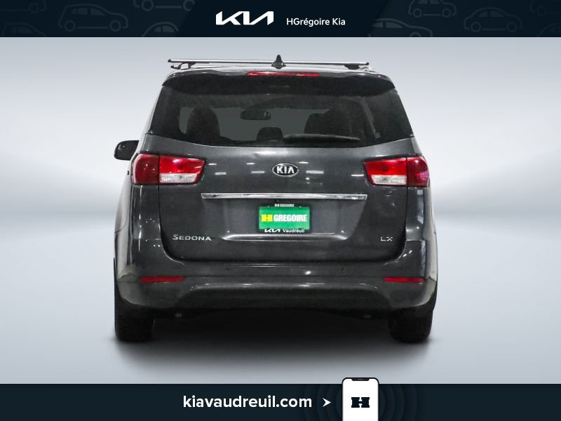 Kia Sedona 2016 Gris Saint-Eustache - photo #5