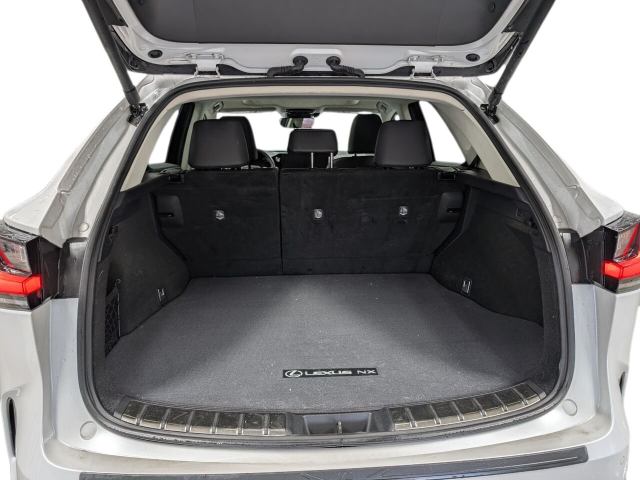 Lexus NX NX 350/SIÈGES CHAUFFANTS ET VENTILLÉS/TOIT OUVRANT/VOLANT CHAUFFANT 2022 Blanc Sherbrooke - photo #25