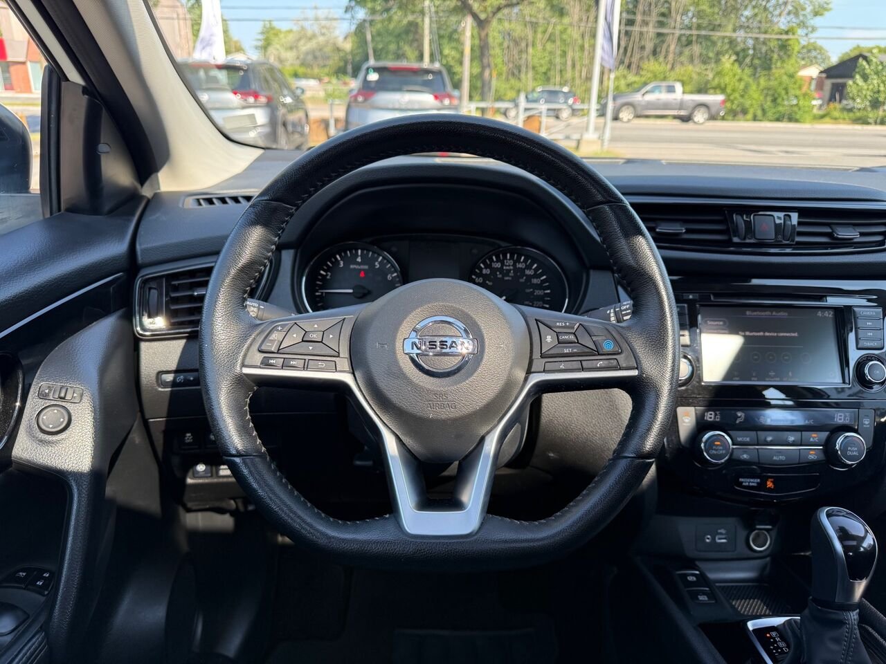 2023 Nissan Qashqai SV AWD White Châteauguay - photo #12