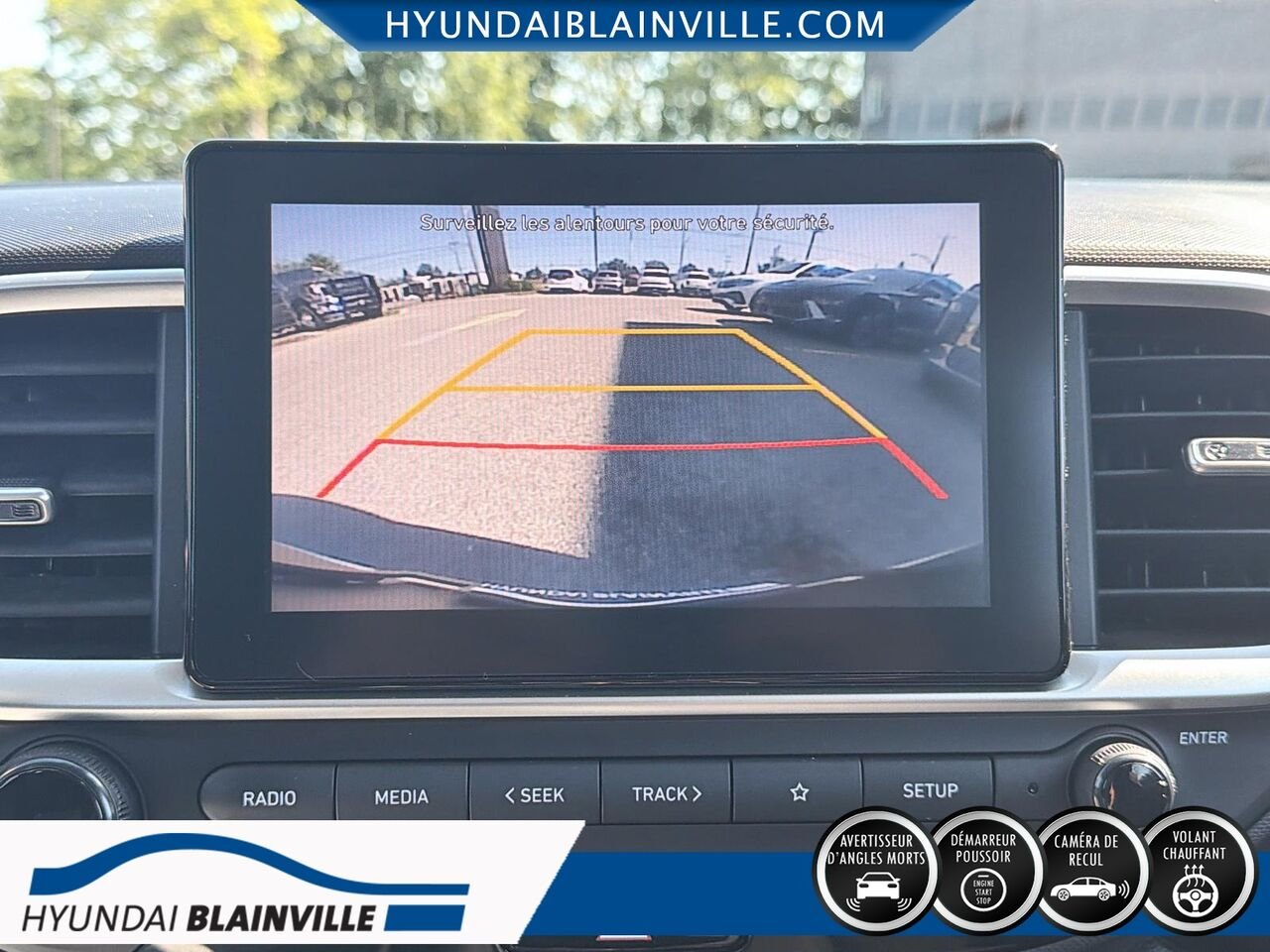 Hyundai Venue 2022 Blanc Blainville - photo #18