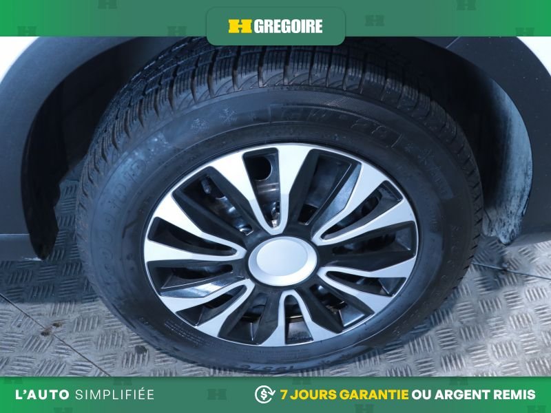Hyundai Venue 821097 | Essential AUTO AC GR ELEC CAM RECULE BLUETOOTH 2022 Blanc Laval - photo #26