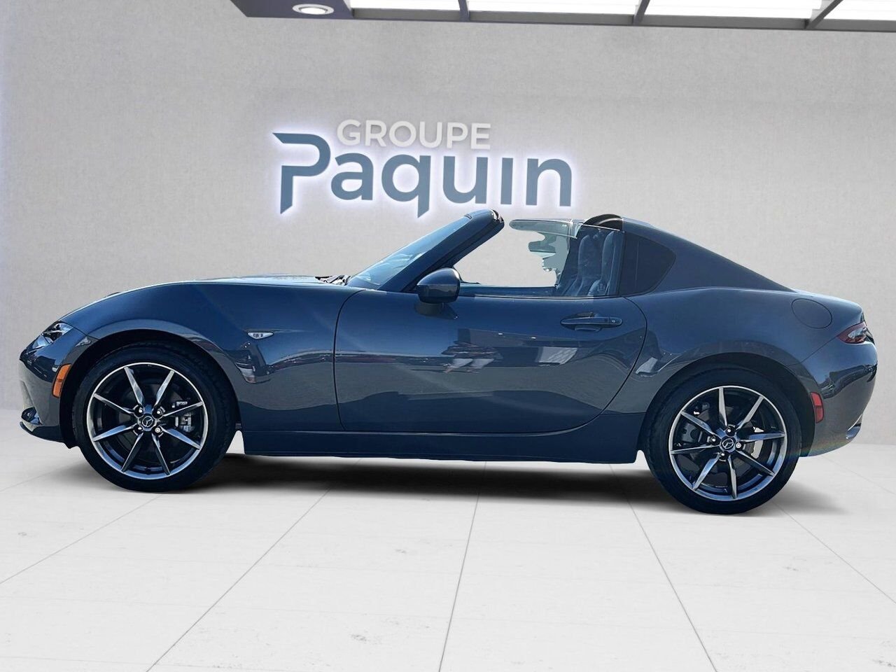 2021 Mazda MX-5 Grey Rouyn-Noranda - photo #3