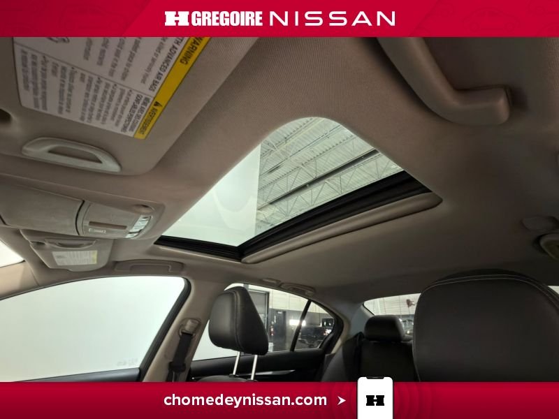 2016 Infiniti Q50 Silver Laval - photo #16