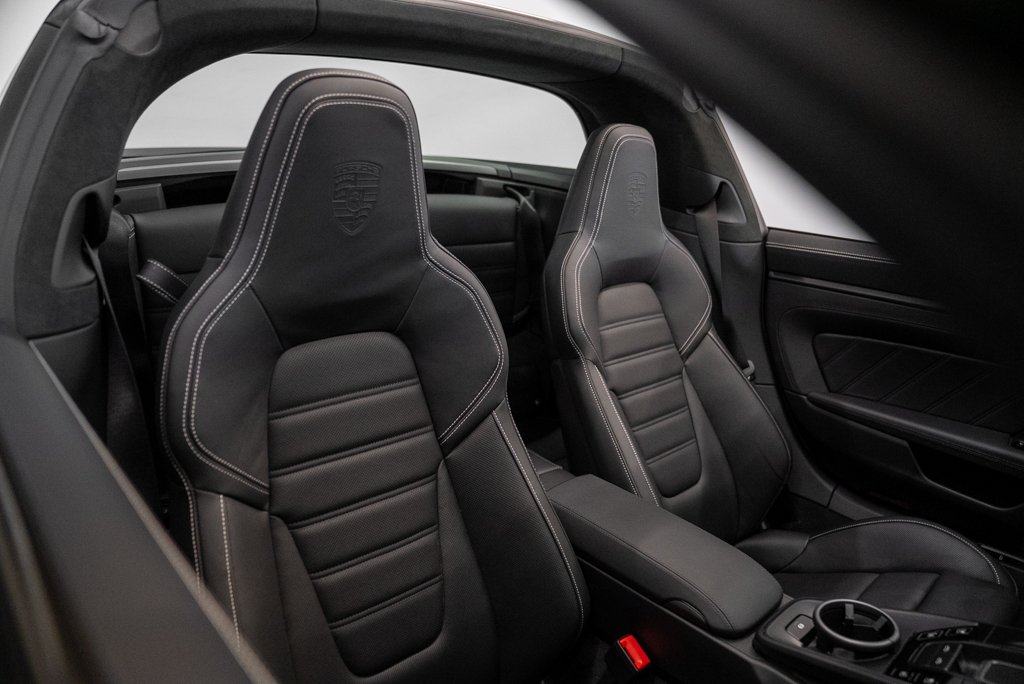 Porsche 911 Targa 4 GTS \\ No luxury TAX 2026 Vert Kirkland - photo #33
