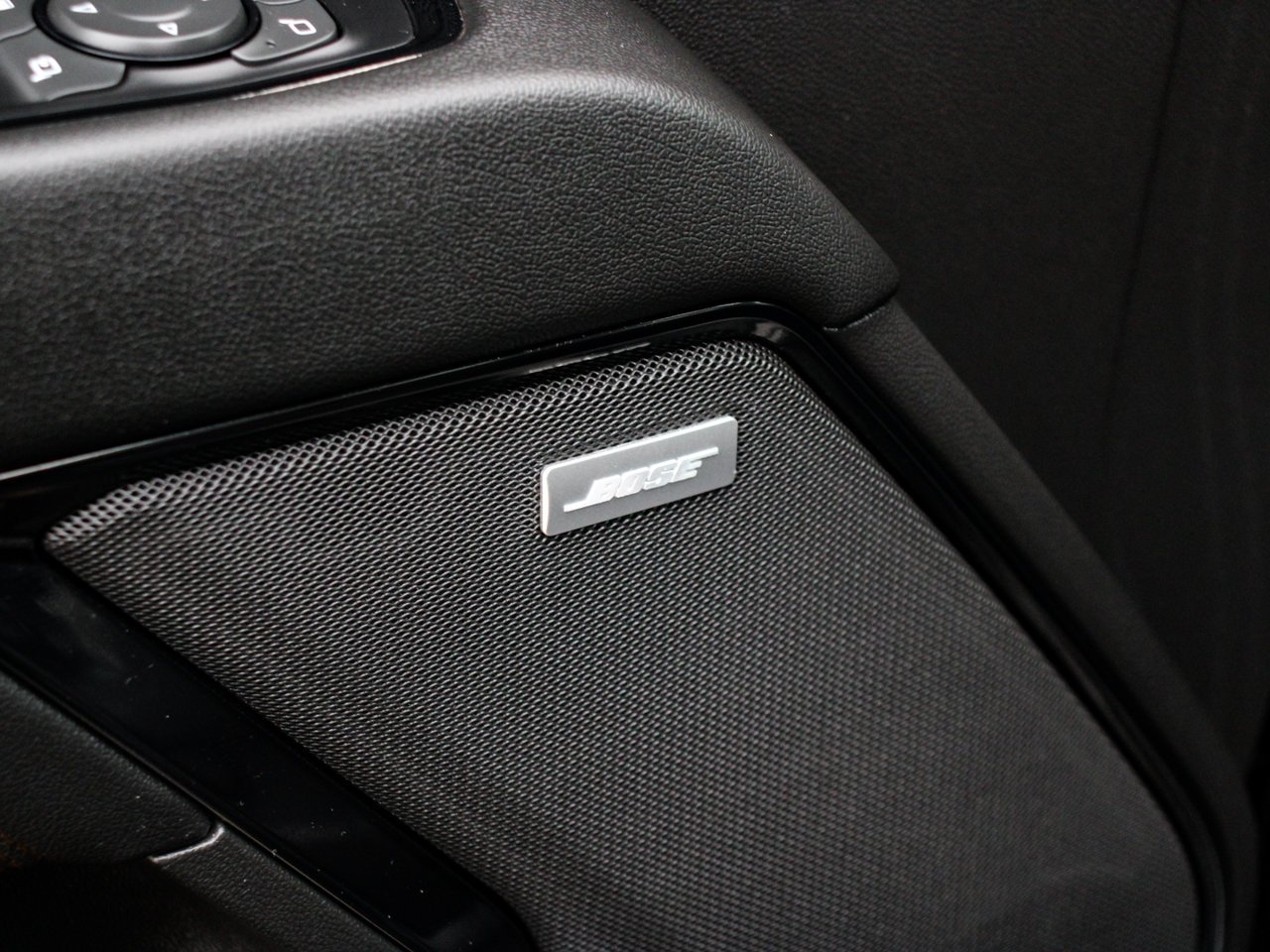 2022 GMC Sierra 1500 4WD Crew Cab 147 AT4 Black Sherwood Park - photo #17